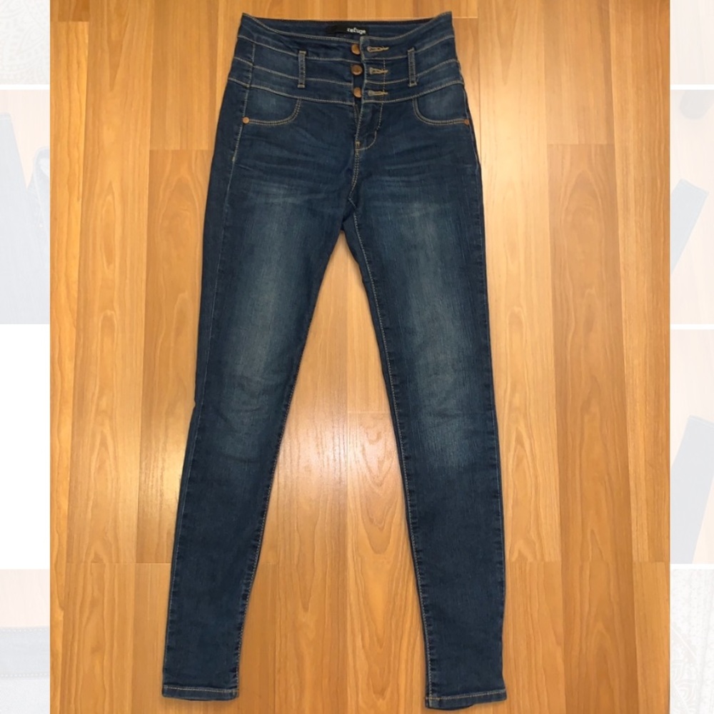 High waisted skinny jeans